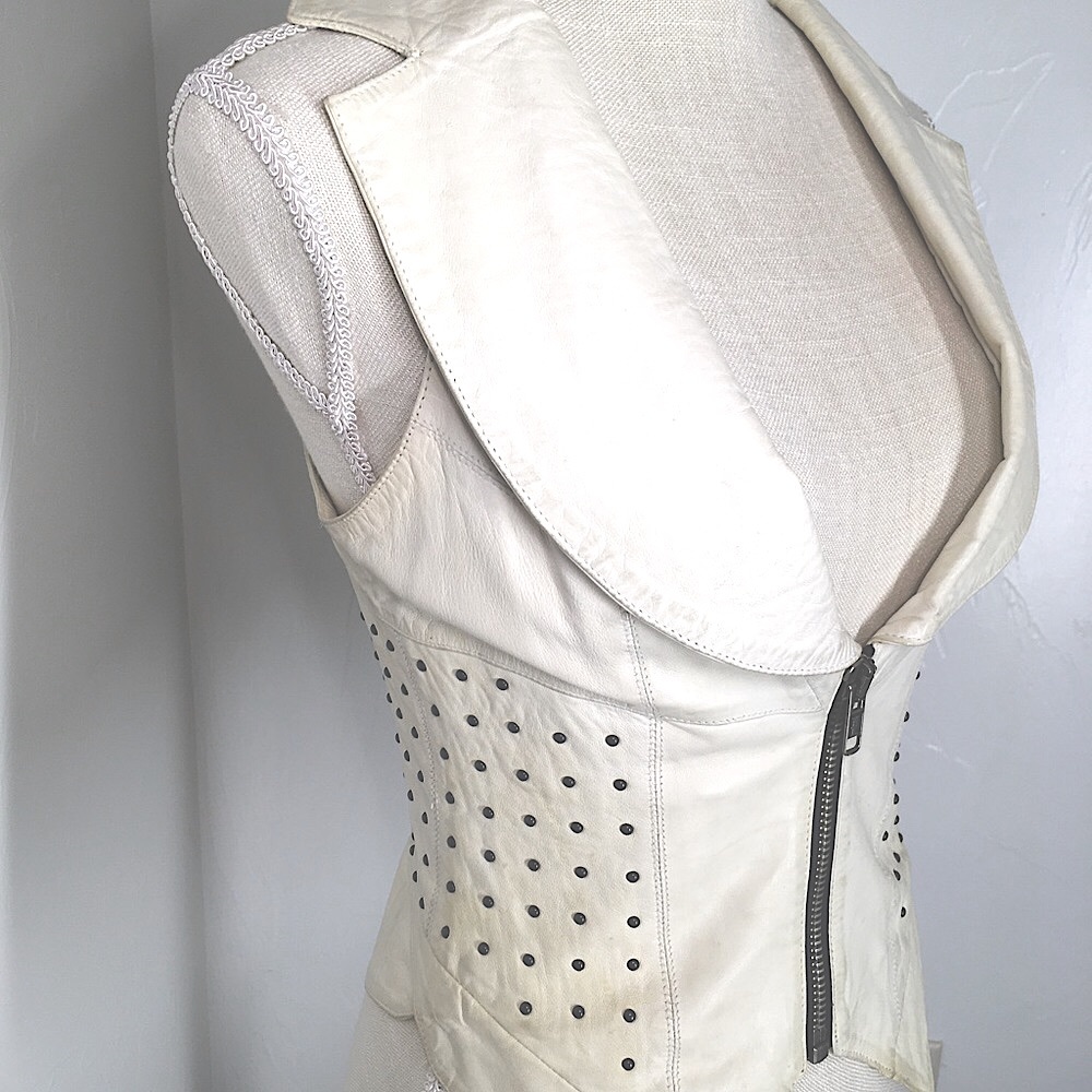 Ernte/Tiffa Novoa- leather vest w/large lapels, charcoal metal stud accents, zip